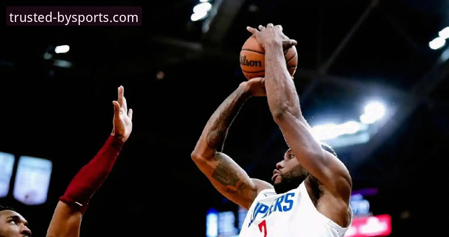 必一体育怎么下载 快船失利背后:从伦纳德伤情看NBA密集赛程的应对策略